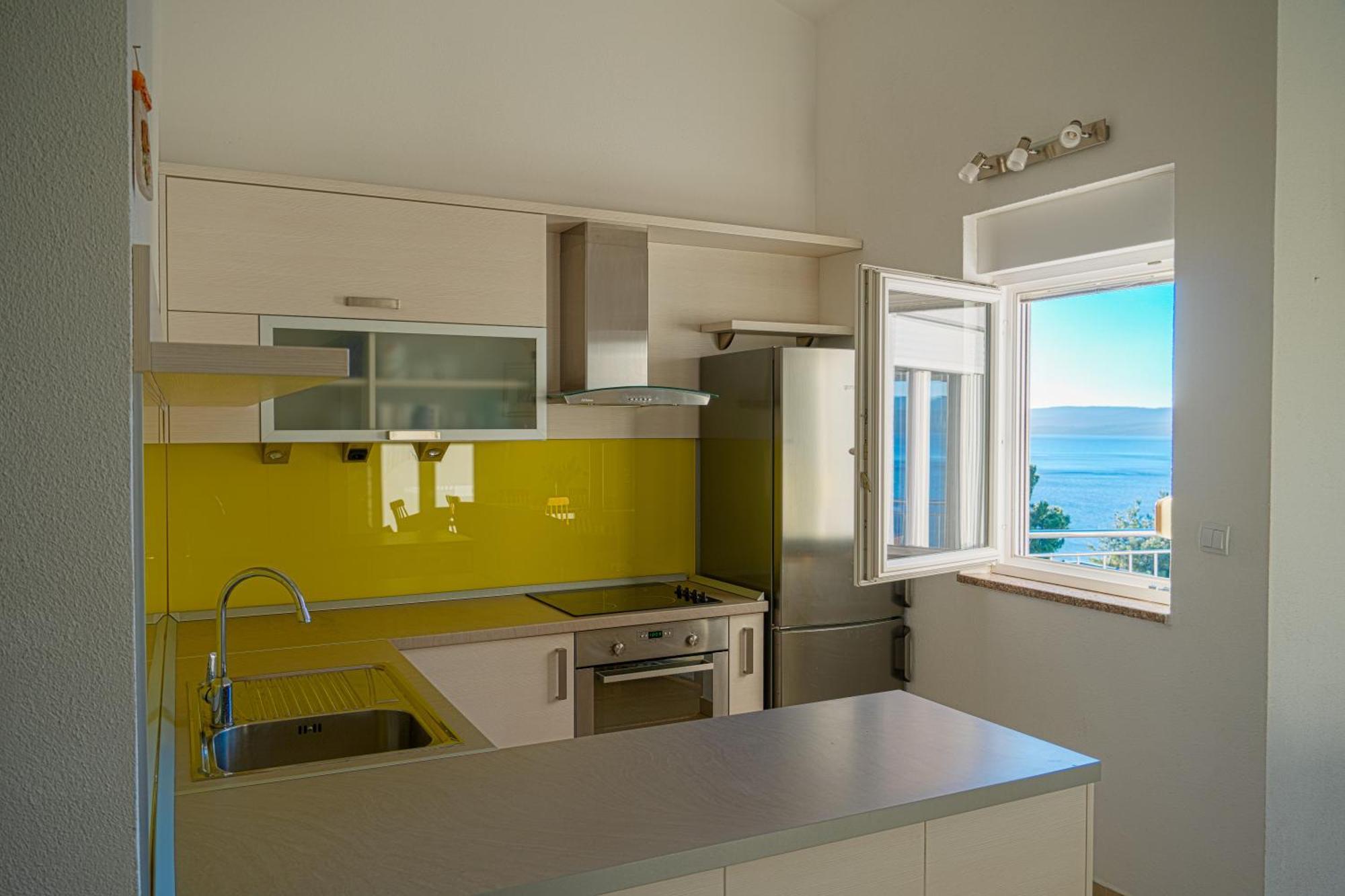 Apartments Sara & Nina Omiš Extérieur photo